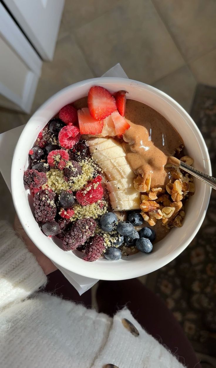 The Health Benefits of Probiotic Yogurts